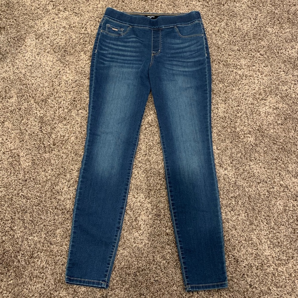 NINE WEST PULL ON SKINNY JEANS 👖SZ 10 & STRETCHY